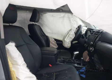 2022 Toyota 4Runner Trd Off Road Premium из США, поврежденный, VIN JTERU5JR2N6033975